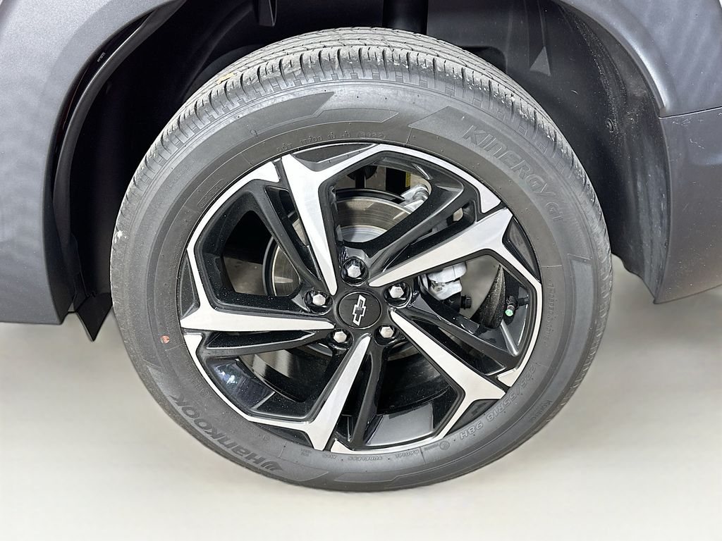 Thumbnail: 2023 Chevrolet TrailBlazer - 7
