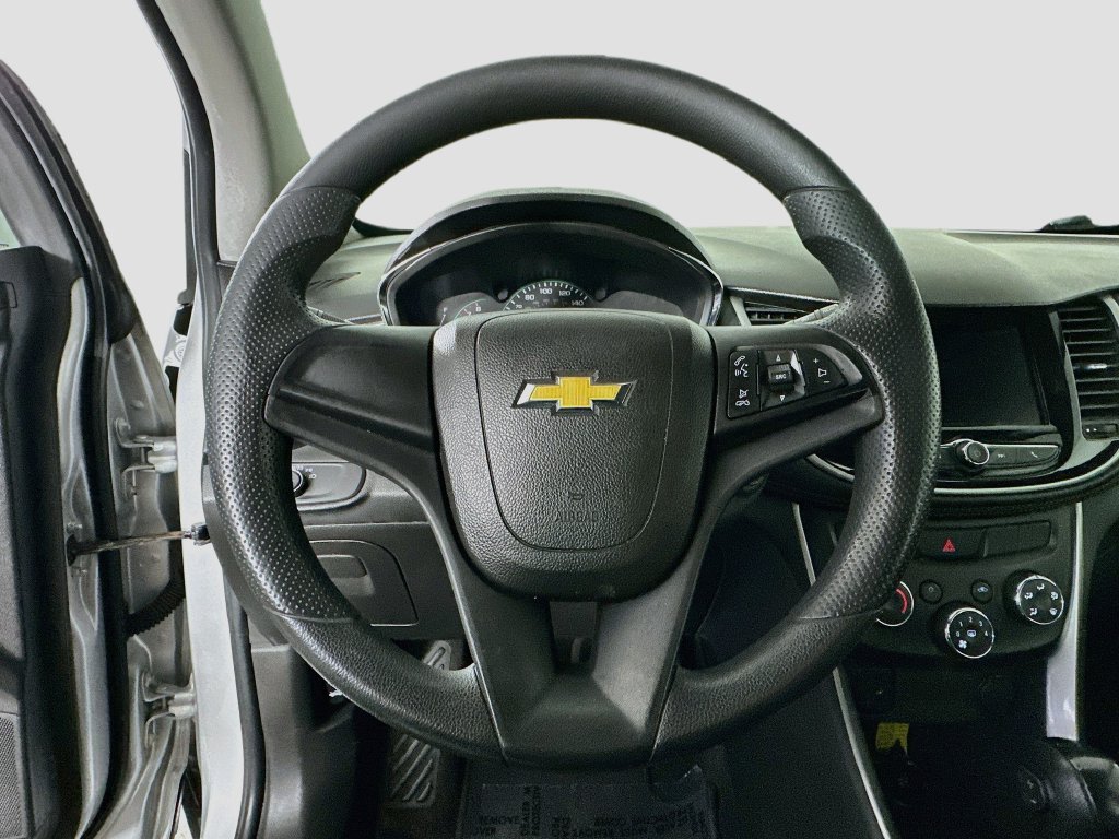 Thumbnail: 2020 Chevrolet Trax - 2
