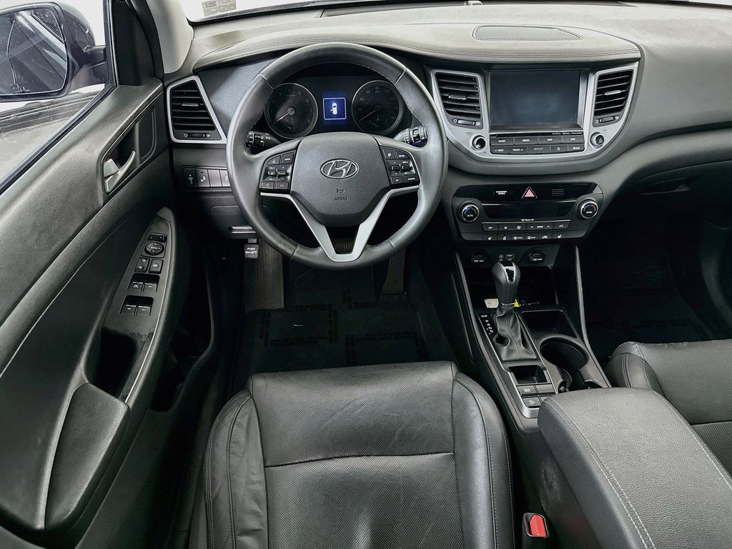 Thumbnail: 2018 Hyundai Tucson - 10