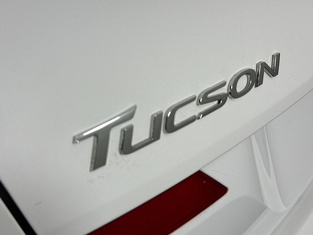 Thumbnail: 2019 Hyundai Tucson - 7
