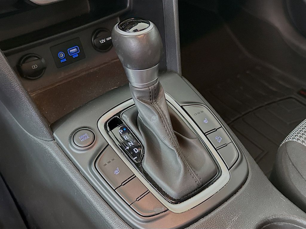 Thumbnail: 2019 Hyundai Kona - 17