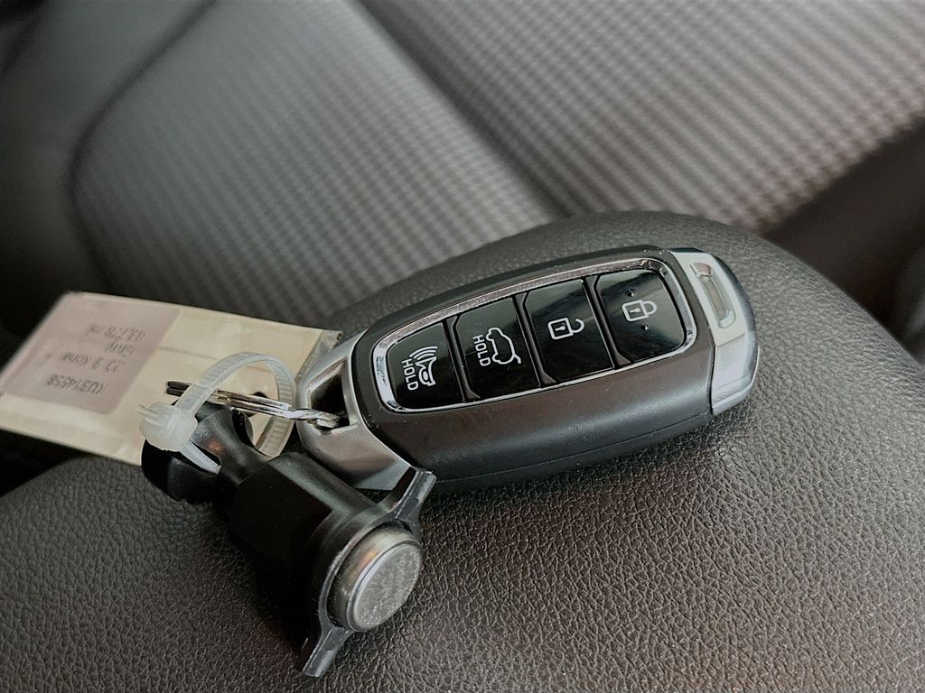 Thumbnail: 2019 Hyundai Kona - 20