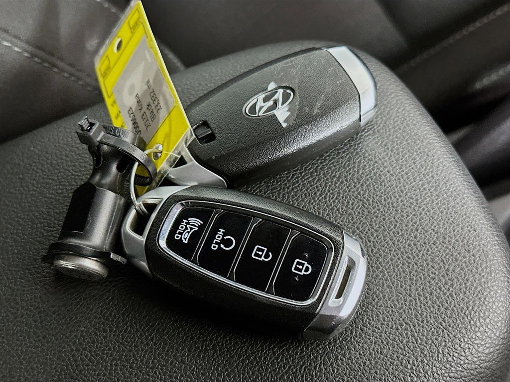 Thumbnail: 2023 Hyundai Kona - 20