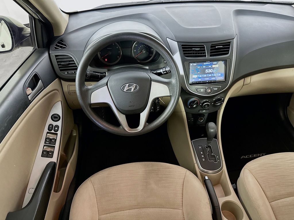 Thumbnail: 2015 Hyundai Accent - 10