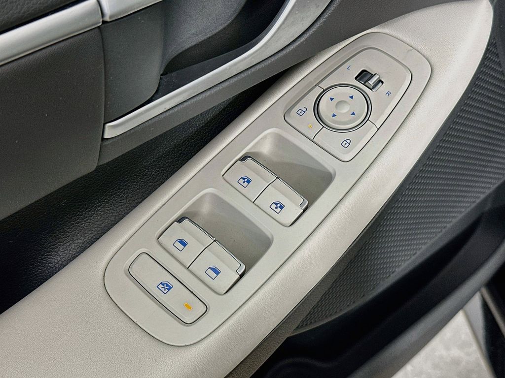 Thumbnail: 2025 Hyundai Sonata - 28