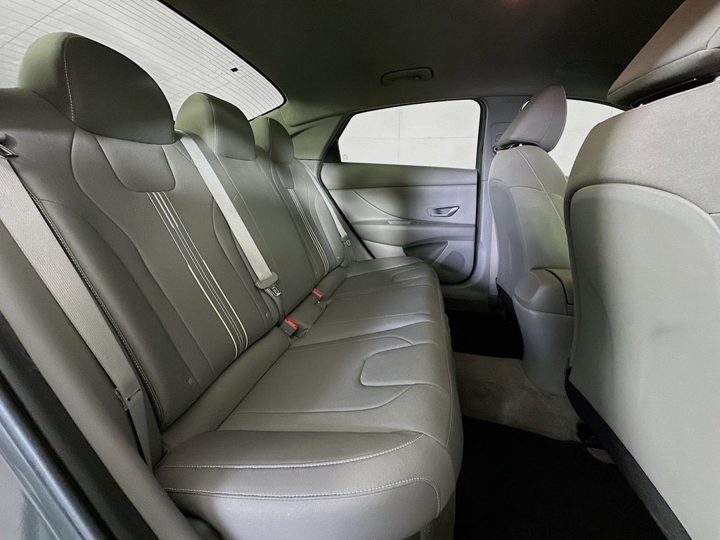 Thumbnail: 2021 Hyundai Elantra - 30