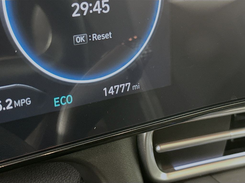 Thumbnail: 2024 Hyundai Elantra - 16