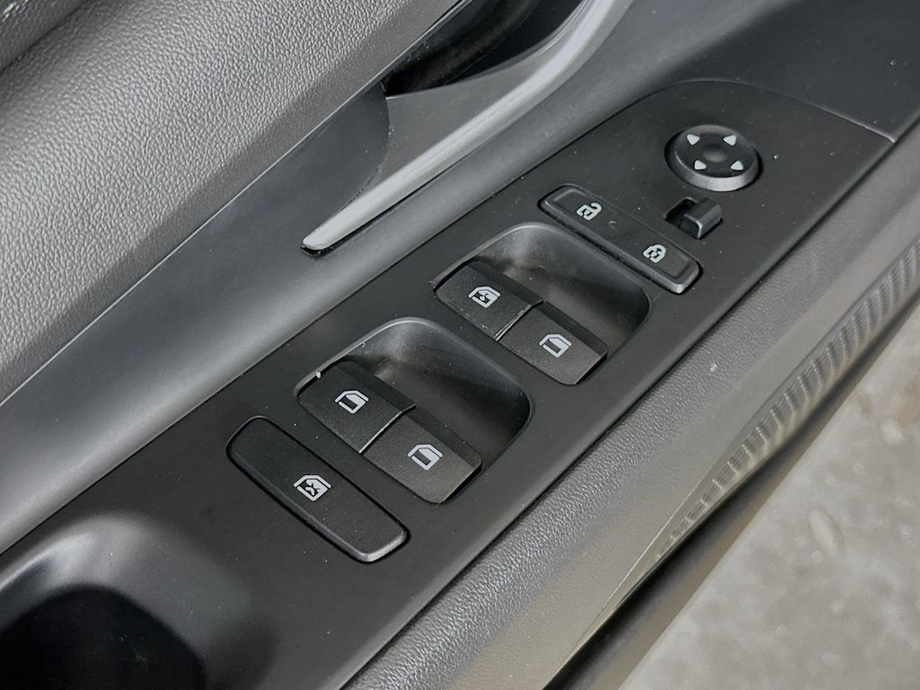 Thumbnail: 2024 Hyundai Elantra - 28