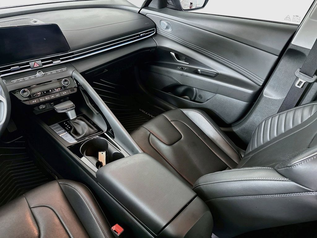 Thumbnail: 2024 Hyundai Elantra - 13