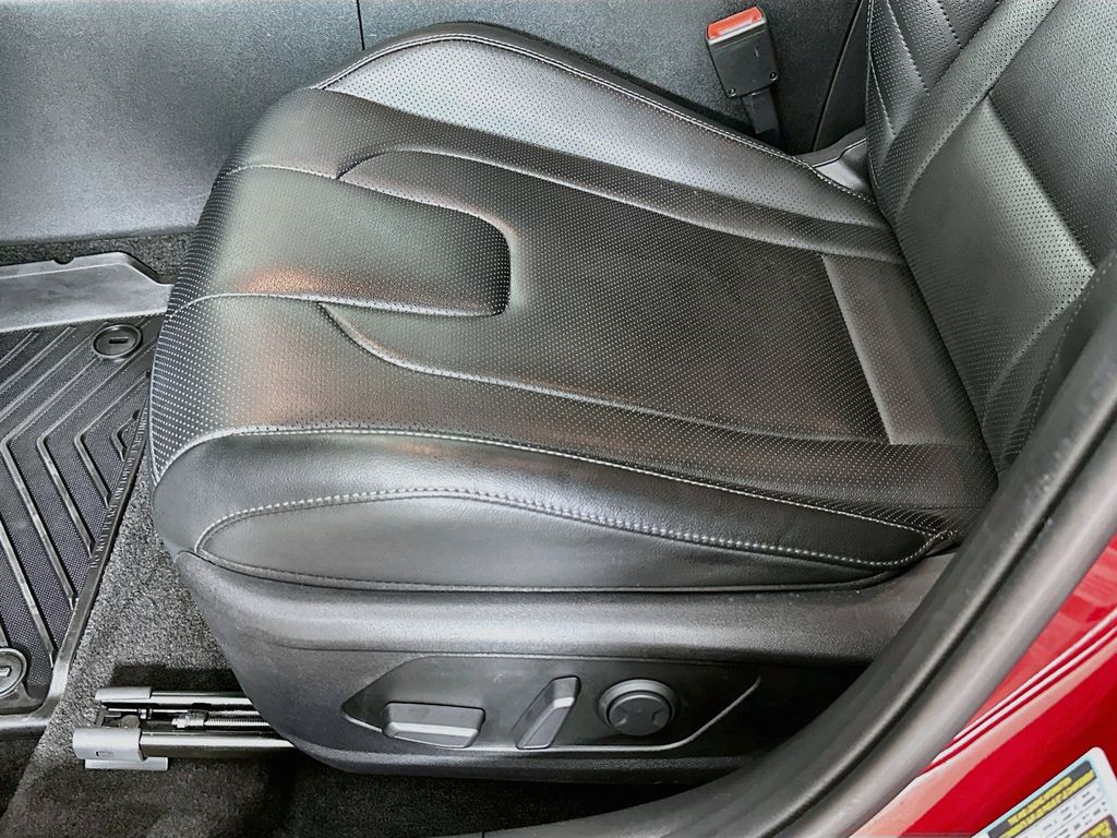 Thumbnail: 2024 Hyundai Elantra - 30