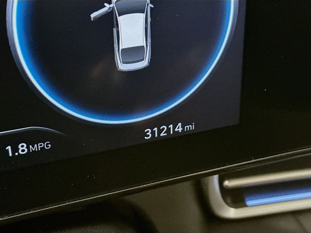 Thumbnail: 2022 Hyundai Elantra - 22