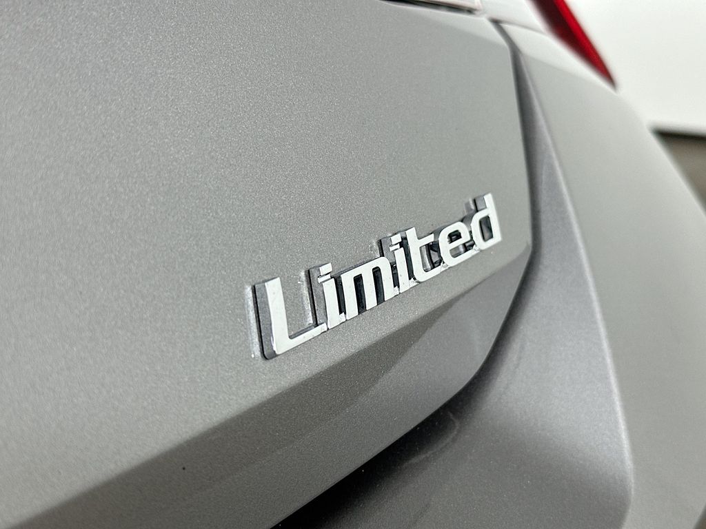 Thumbnail: 2022 Hyundai Elantra - 6