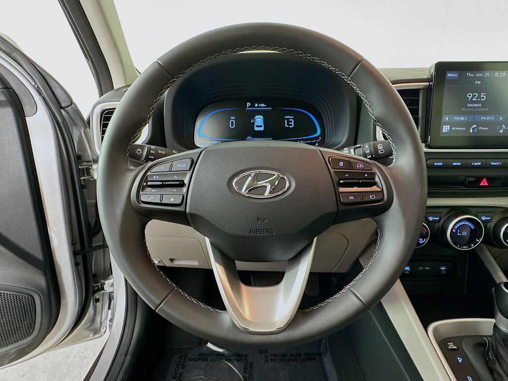 Thumbnail: 2025 Hyundai Venue - 15