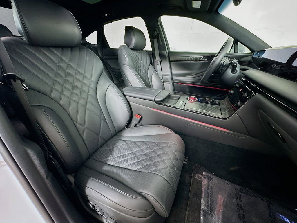 Thumbnail: 2026 Genesis G80 - 12
