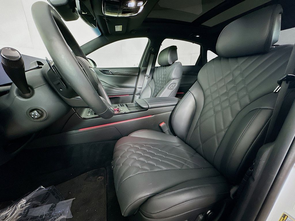 Thumbnail: 2026 Genesis G80 - 11