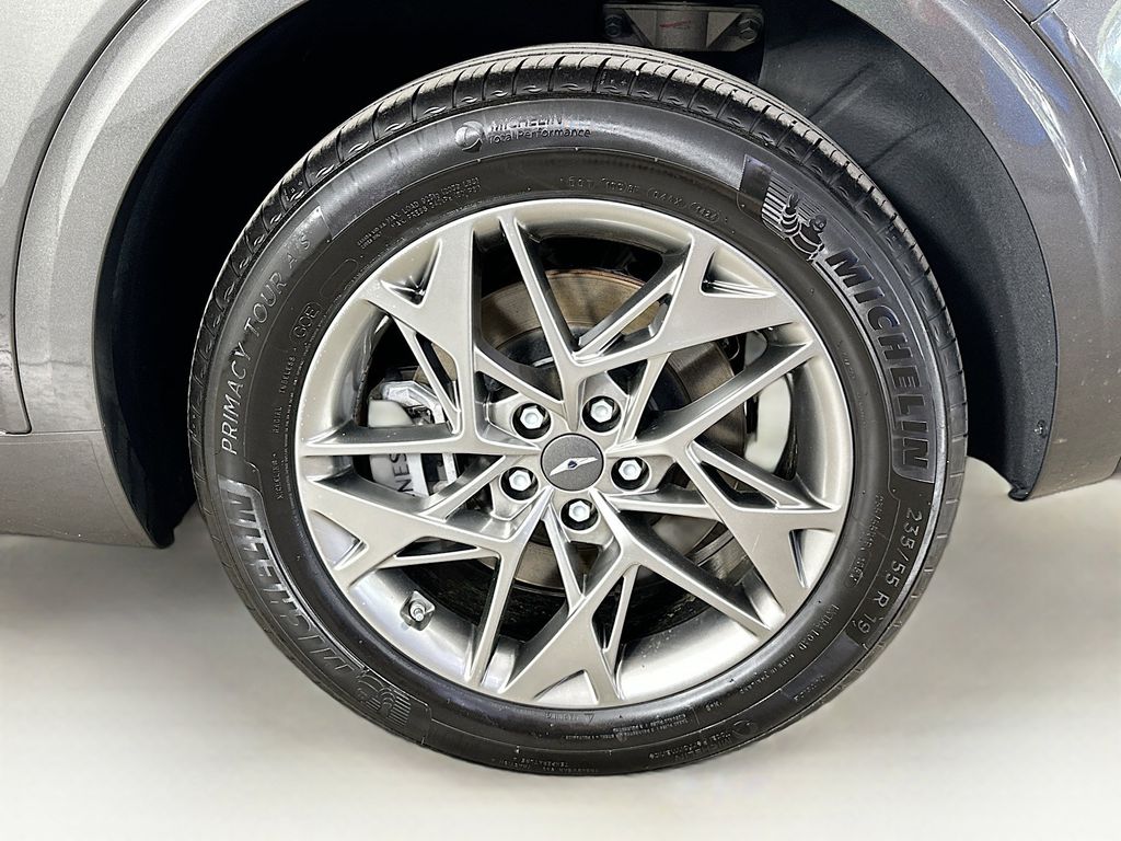 Thumbnail: 2025 Genesis GV70 - 8