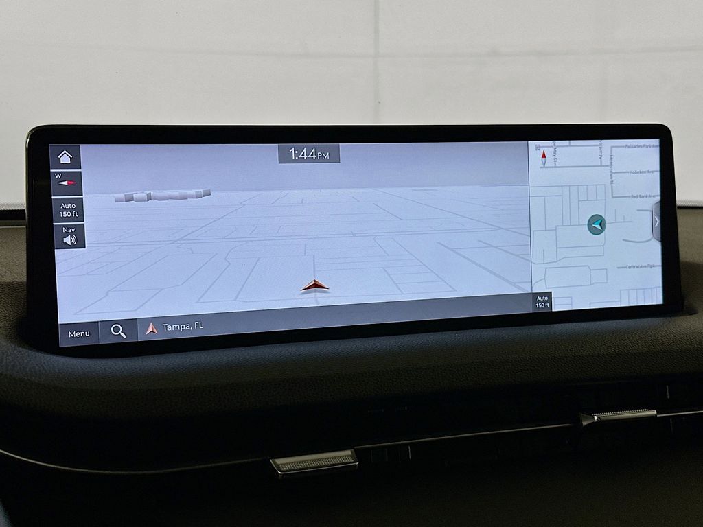 Thumbnail: 2025 Genesis GV70 - 16