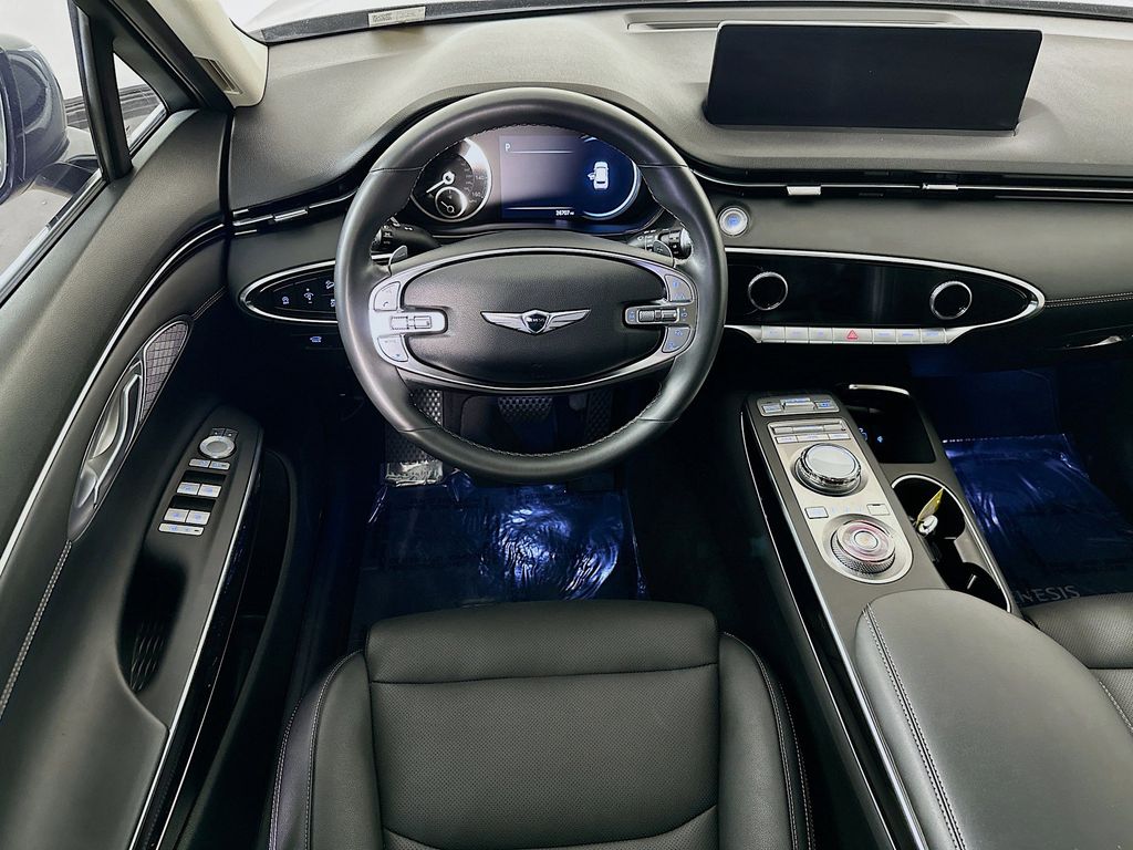 Thumbnail: 2025 Genesis GV70 - 10