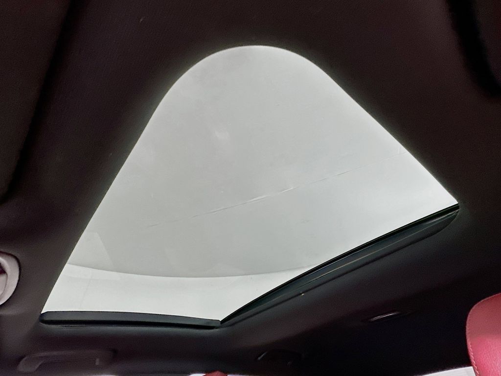 Thumbnail: 2018 Kia Stinger - 33