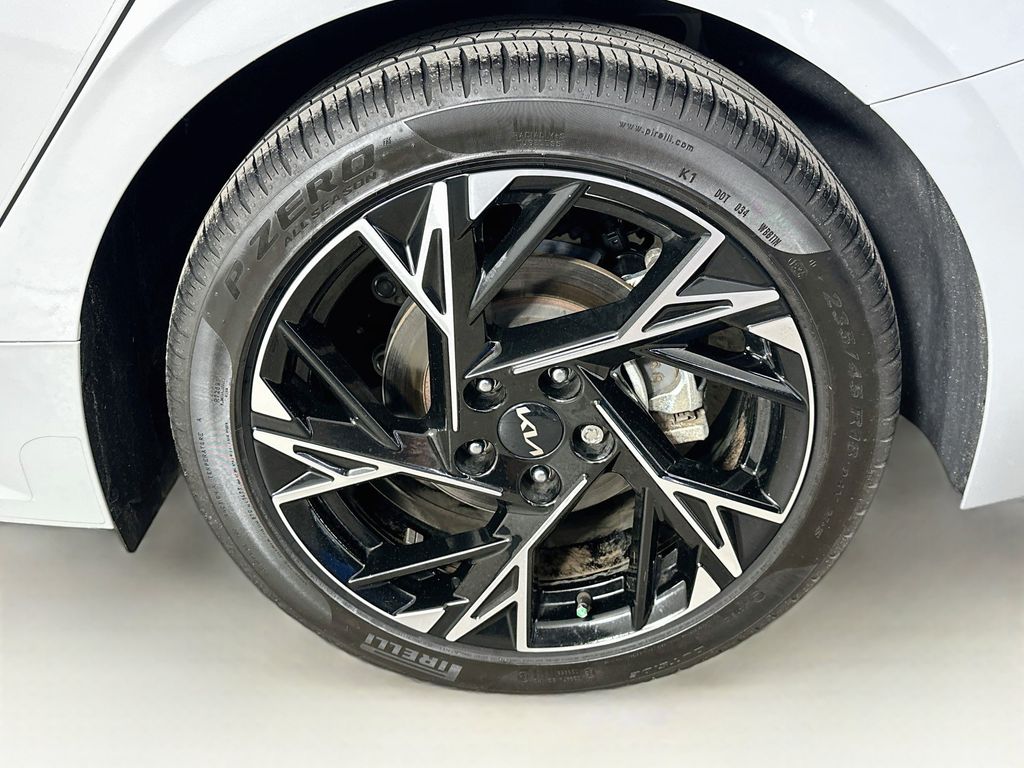 Thumbnail: 2025 Kia K5 - 8