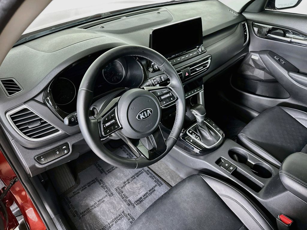 Thumbnail: 2021 Kia Seltos - 2