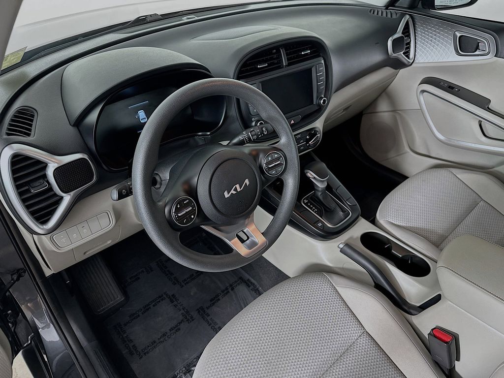 Thumbnail: 2025 Kia Soul - 2