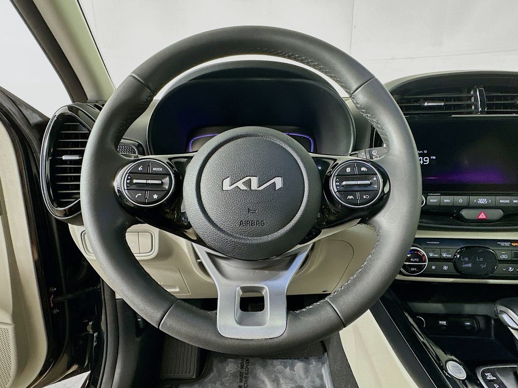 Thumbnail: 2023 Kia Soul - 14