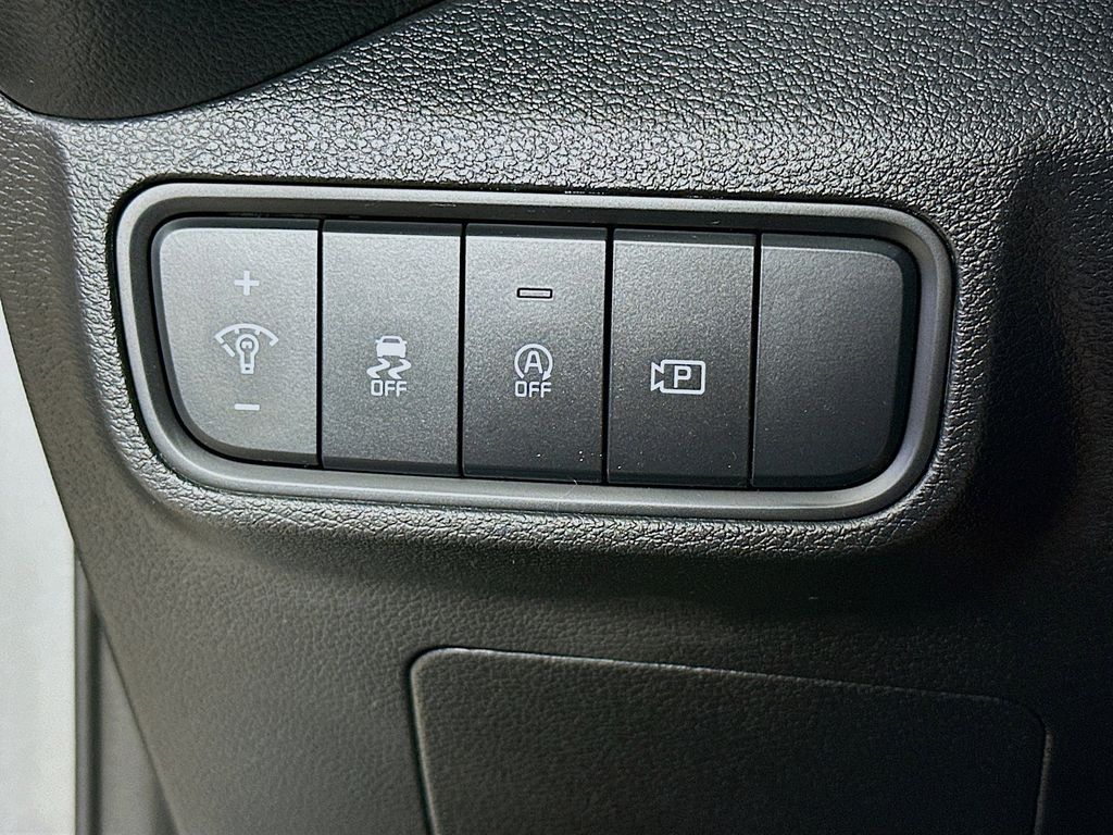 Thumbnail: 2023 Kia Soul - 26