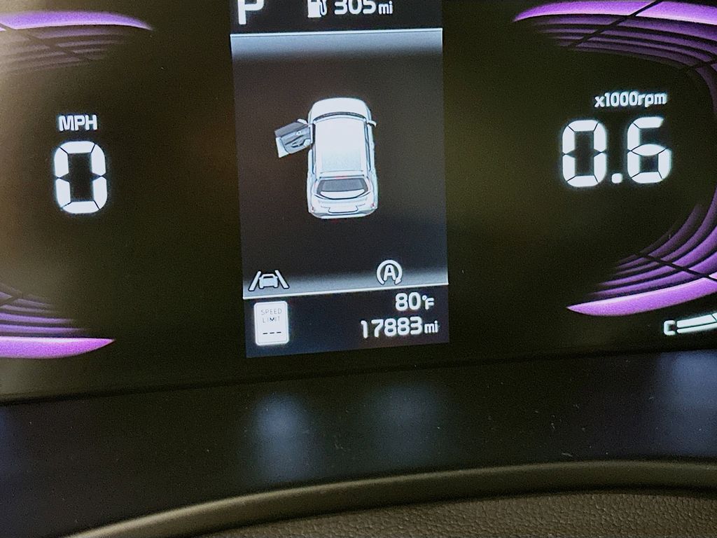 Thumbnail: 2023 Kia Soul - 17