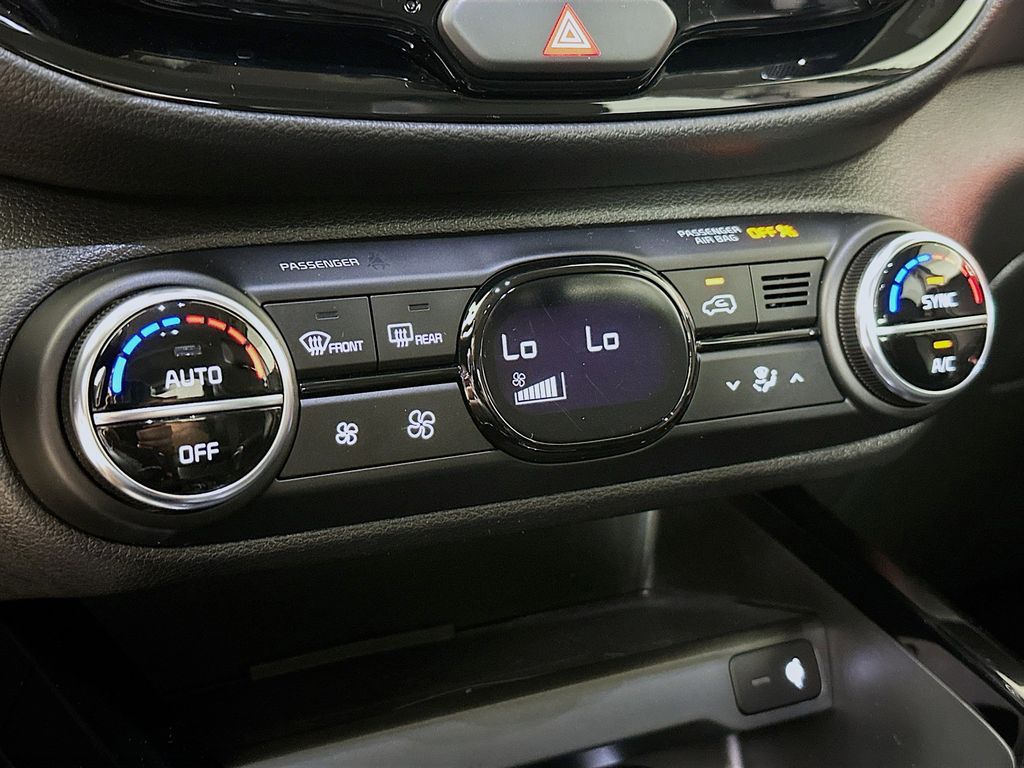 Thumbnail: 2023 Kia Soul - 22