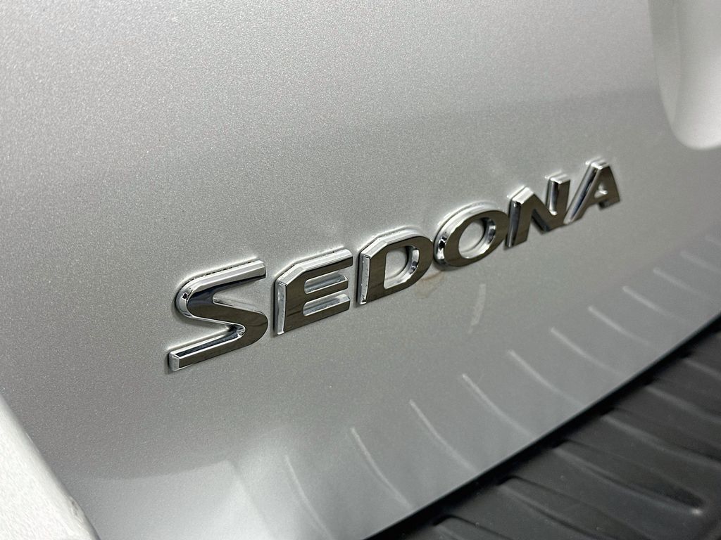 Thumbnail: 2018 Kia Sedona - 7