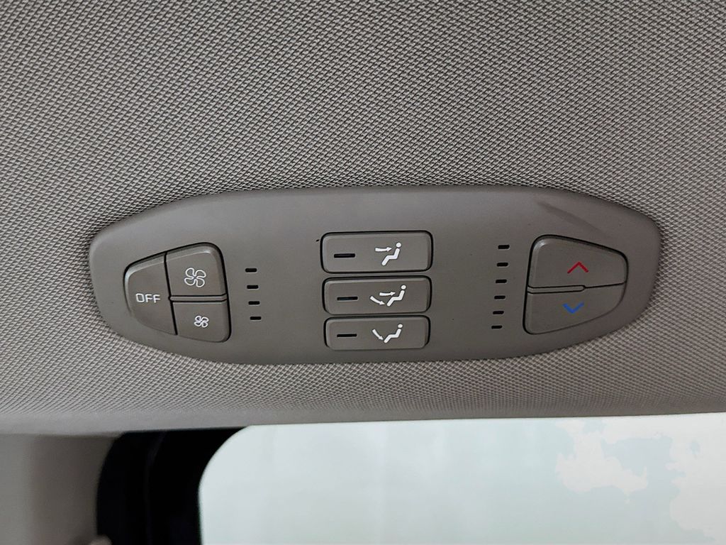 Thumbnail: 2019 Kia Sedona - 20