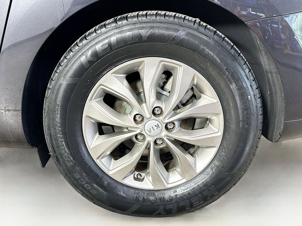 Thumbnail: 2019 Kia Sedona - 8