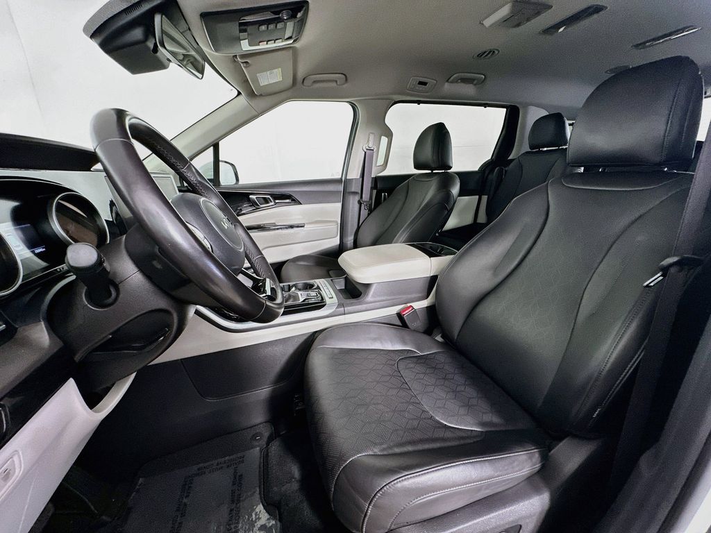 Thumbnail: 2024 Kia Carnival - 11