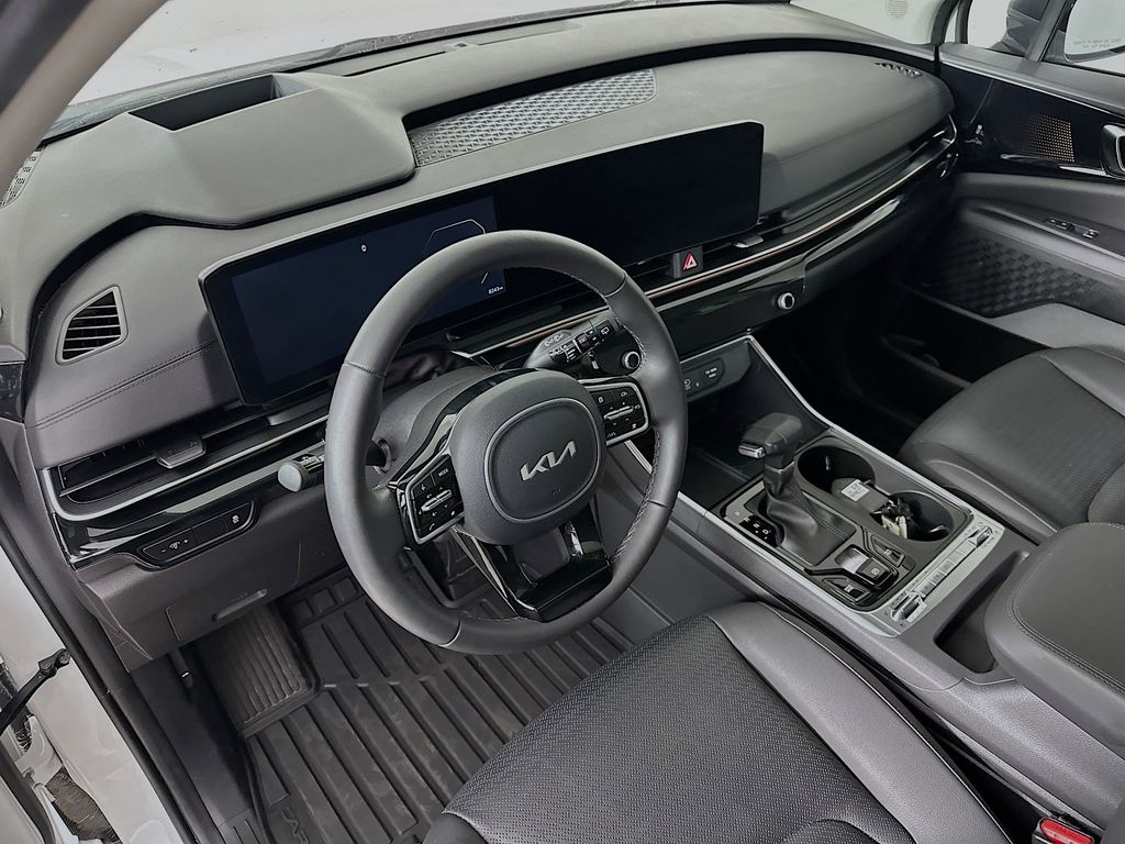 Thumbnail: 2025 Kia Carnival - 2