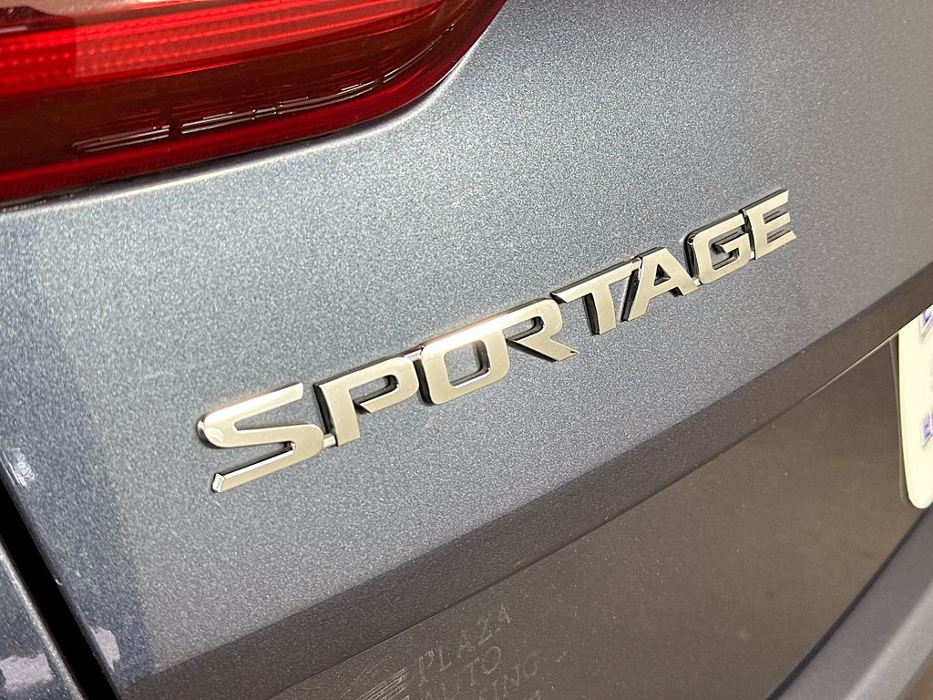 Thumbnail: 2020 Kia Sportage - 7