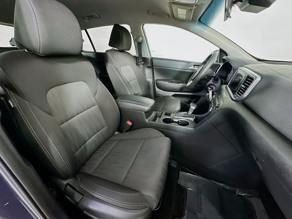 Thumbnail: 2020 Kia Sportage - 12