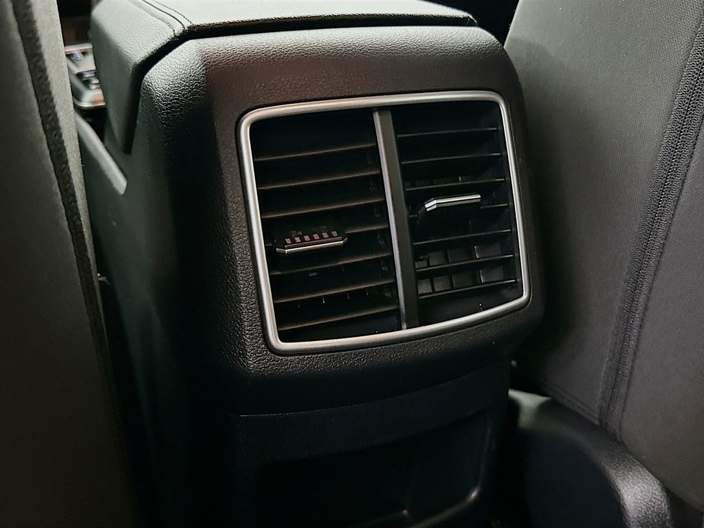 Thumbnail: 2024 Kia Sportage - 21