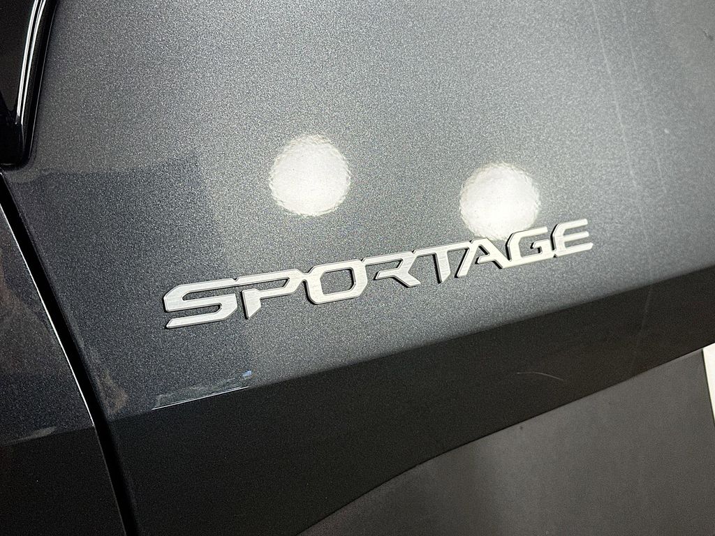 Thumbnail: 2025 Kia Sportage - 7