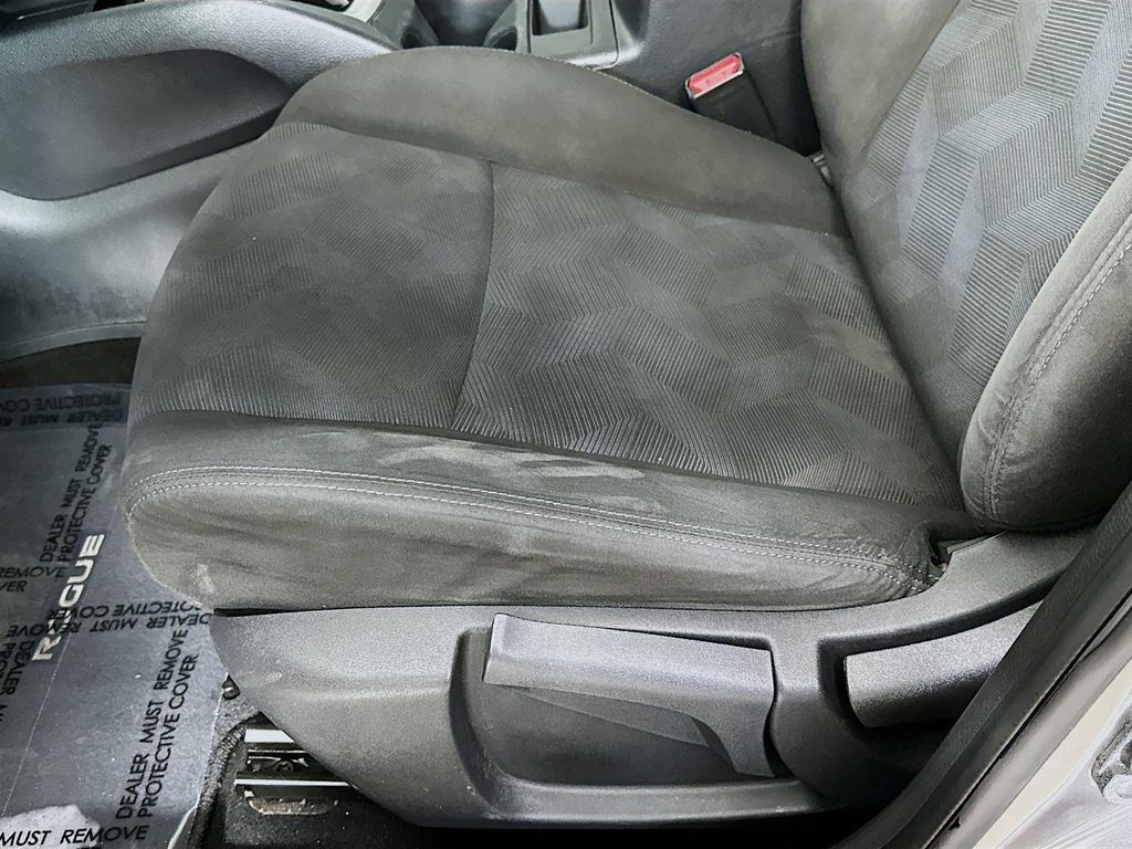 Thumbnail: 2016 Nissan Rogue - 29