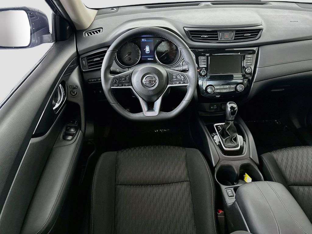 Thumbnail: 2019 Nissan Rogue - 10