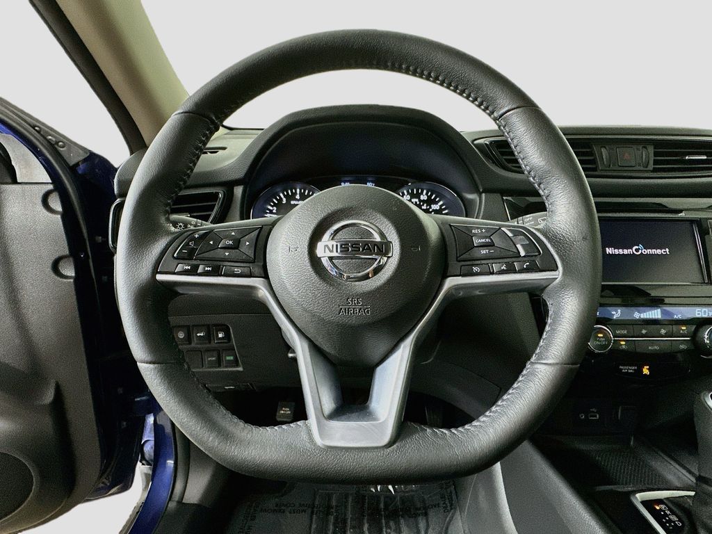Thumbnail: 2019 Nissan Rogue - 15