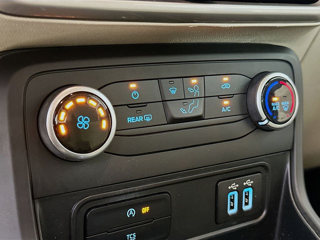 Thumbnail: 2021 Ford EcoSport - 22