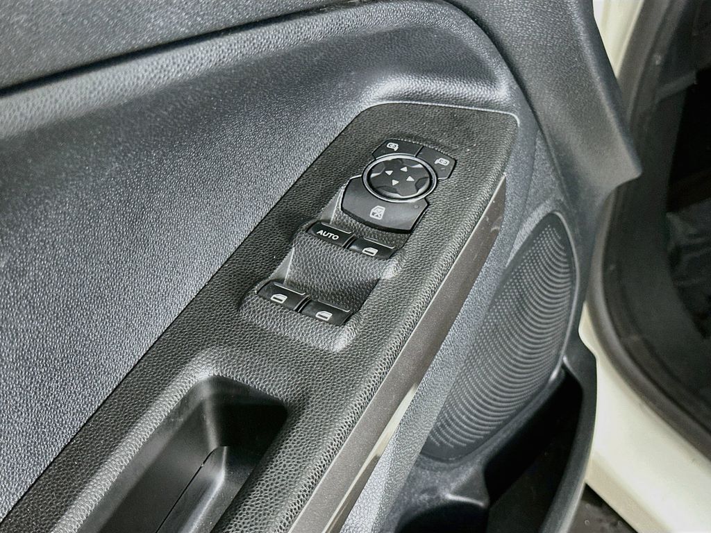 Thumbnail: 2021 Ford EcoSport - 28