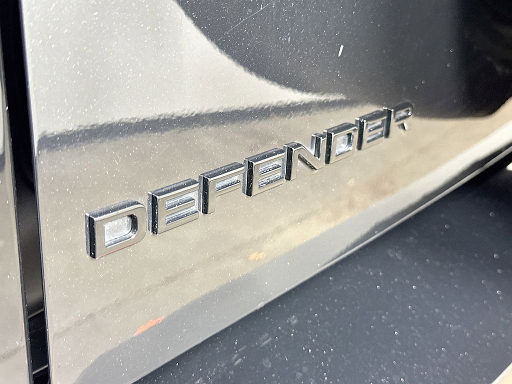 Thumbnail: 2024 Land Rover Defender - 6