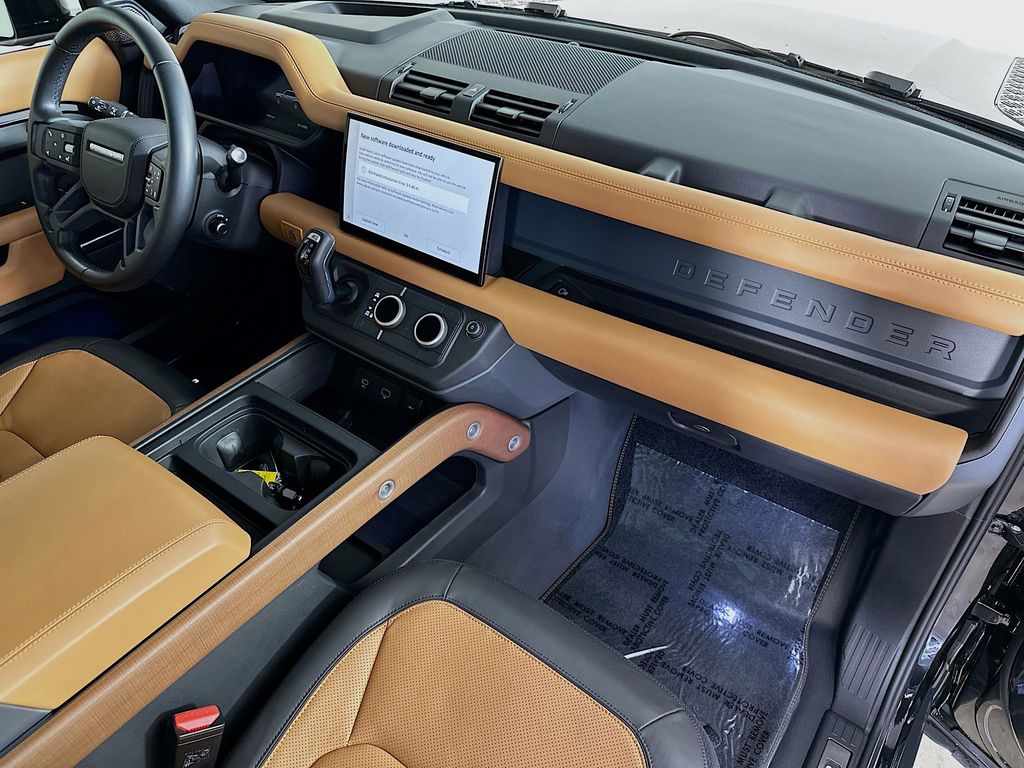 Thumbnail: 2024 Land Rover Defender - 33