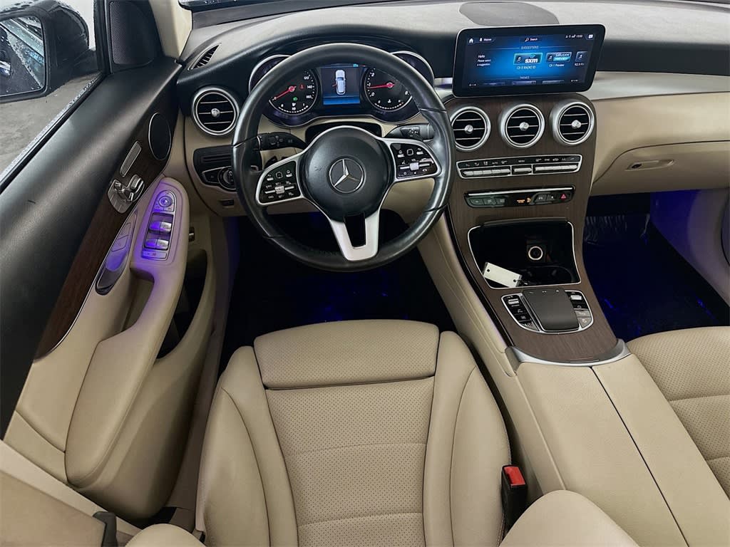 2021 Mercedes-Benz GLC 300 10