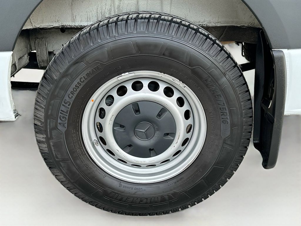 Thumbnail: 2022 Mercedes-Benz Sprinter - 6