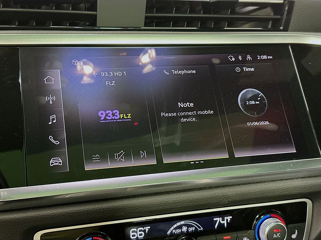 Thumbnail: 2024 Audi Q3 - 16