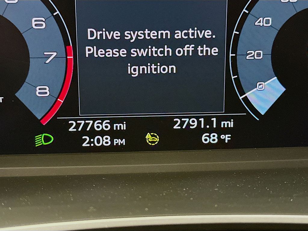 Thumbnail: 2024 Audi Q3 - 18